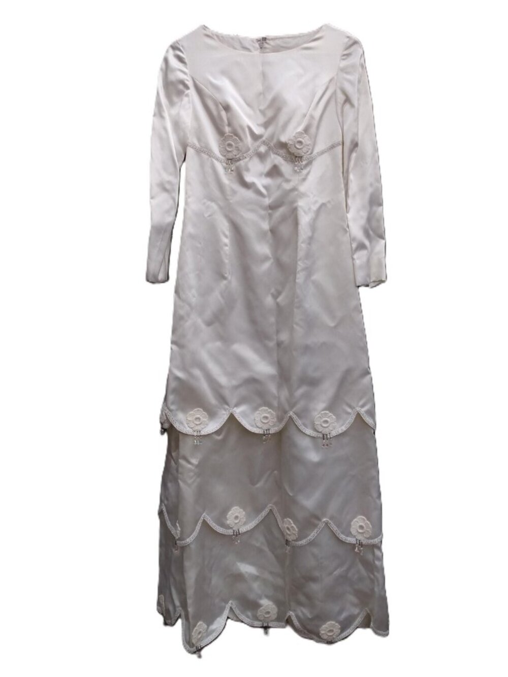 Vintage Wedding Dress Scalloped Layers Beaded Embroidered 28"B Doily Bridal Gown